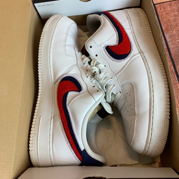 Men's Nike Air Force White Red Blue - Picture 7 of 8
